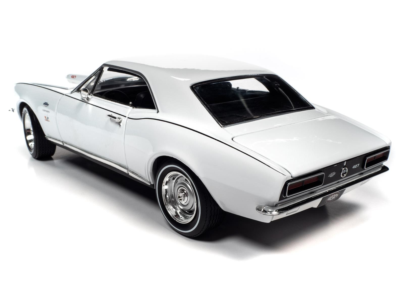 AUTO WORLD AMM1261 1:18 Scale 1967 Chevy Camaro RS Yenko 427