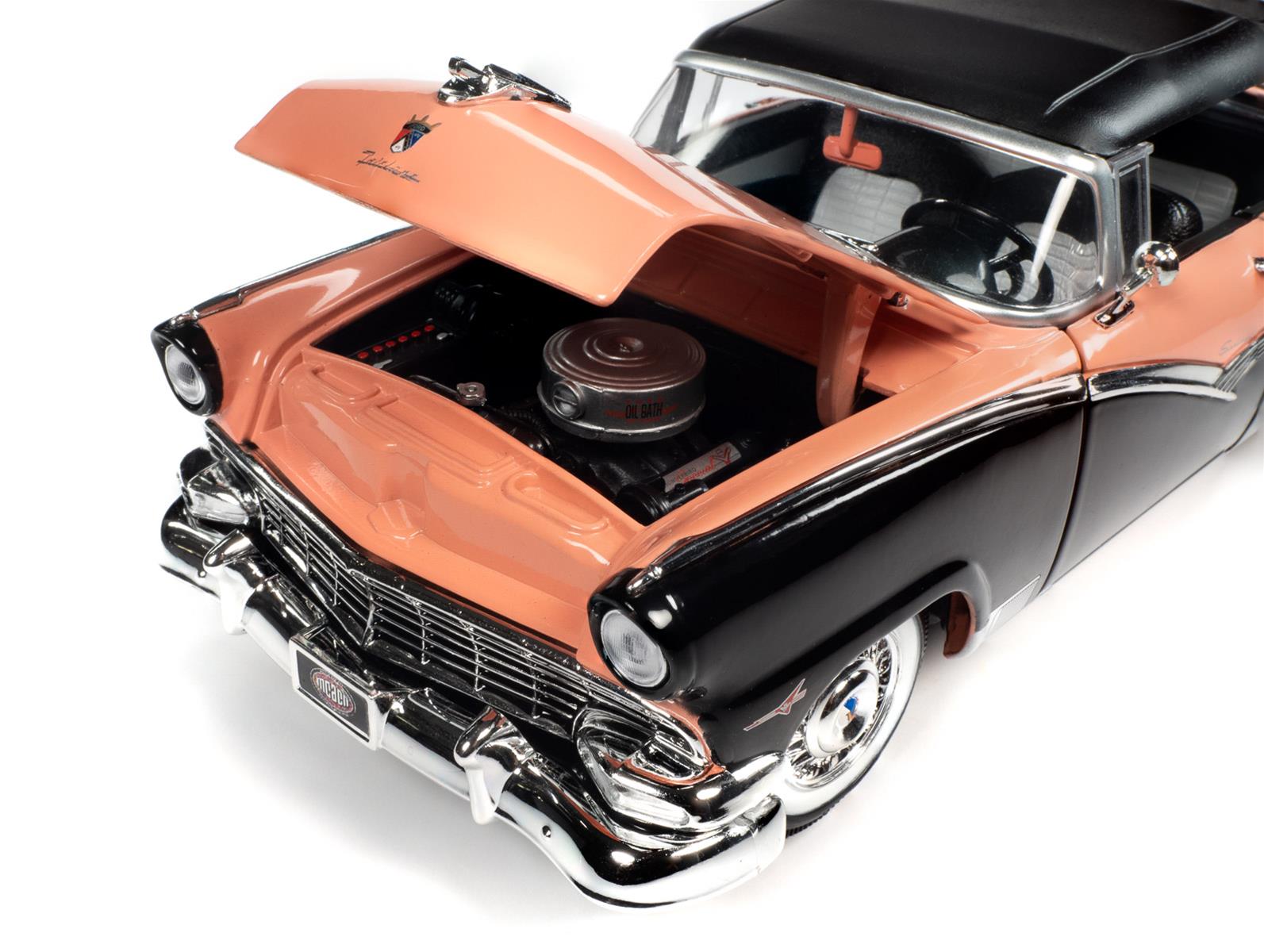 AUTO WORLD AMM1270 1:18 Scale 1956 Ford Sunliner Diecast Model