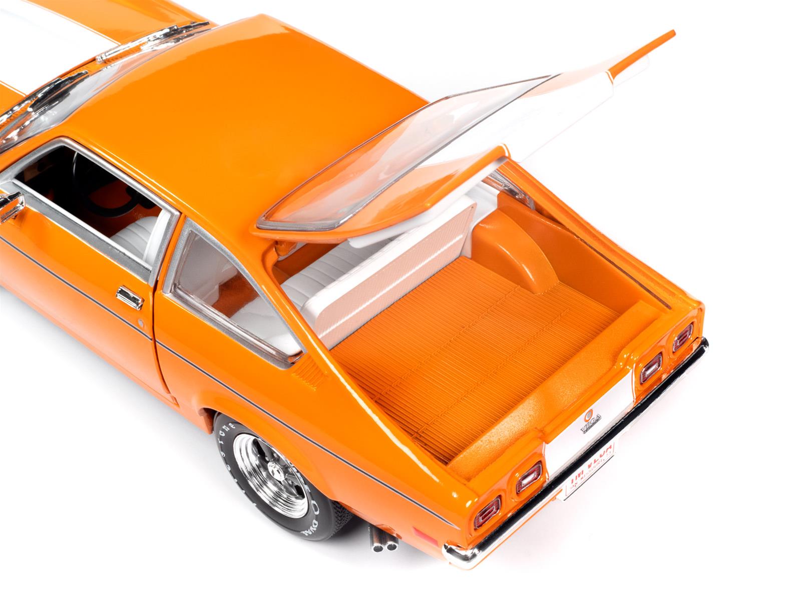 AUTO WORLD AMM1319/06 1:18 Scale 1973 Chevy Vega GT Class of 1973