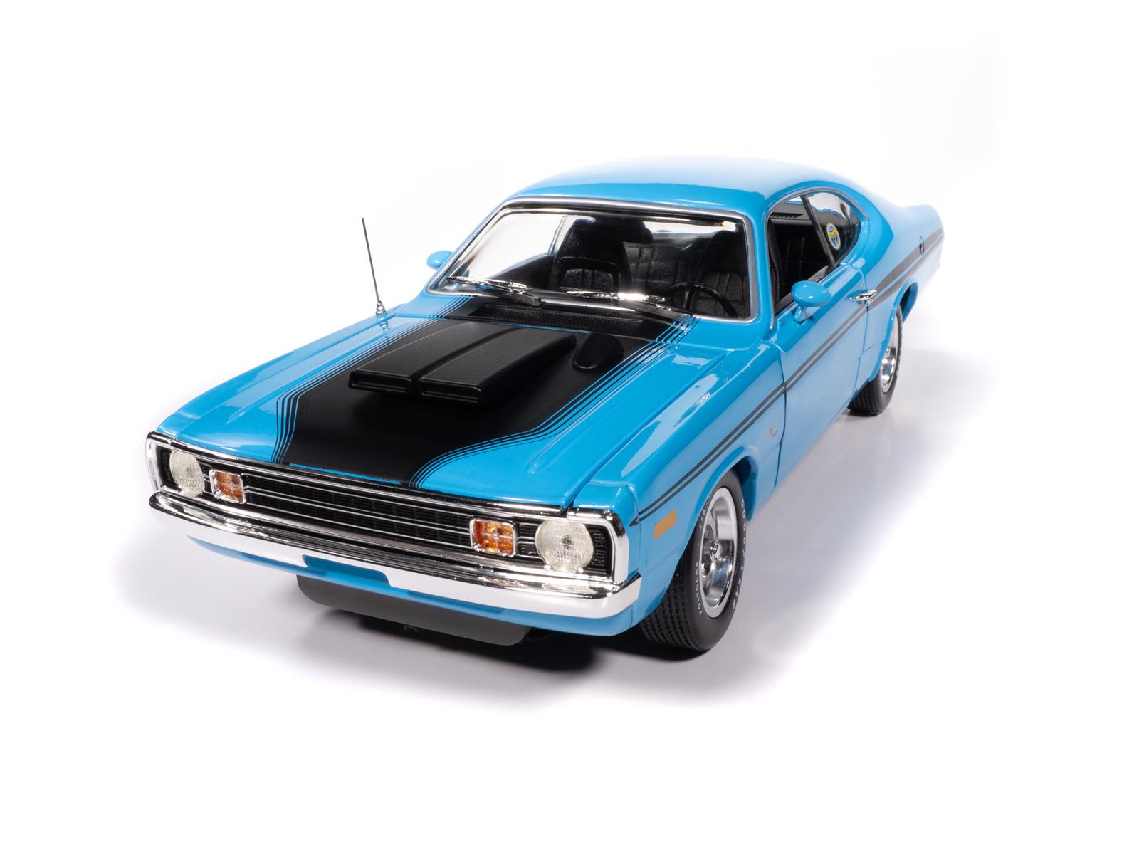 AUTO WORLD AMM1345 1:18 Scale 1972 Dodge Demon GSS Diecast Model