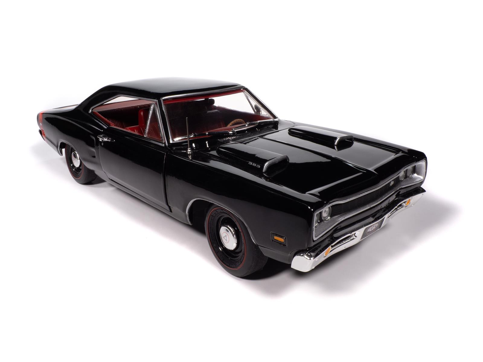 AUTO WORLD AMM1347 1:18 Scale 1969 Dodge Coronet Super Bee Diecast