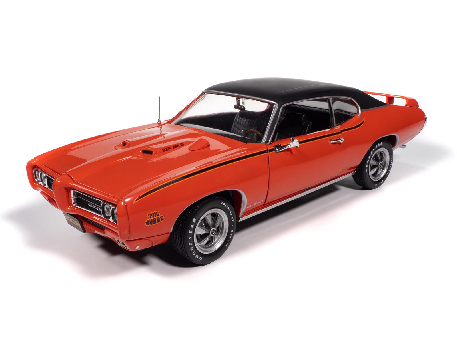 AUTO WORLD AMM1351 1:18 Scale 1969 Pontiac GTO The Judge Diecast