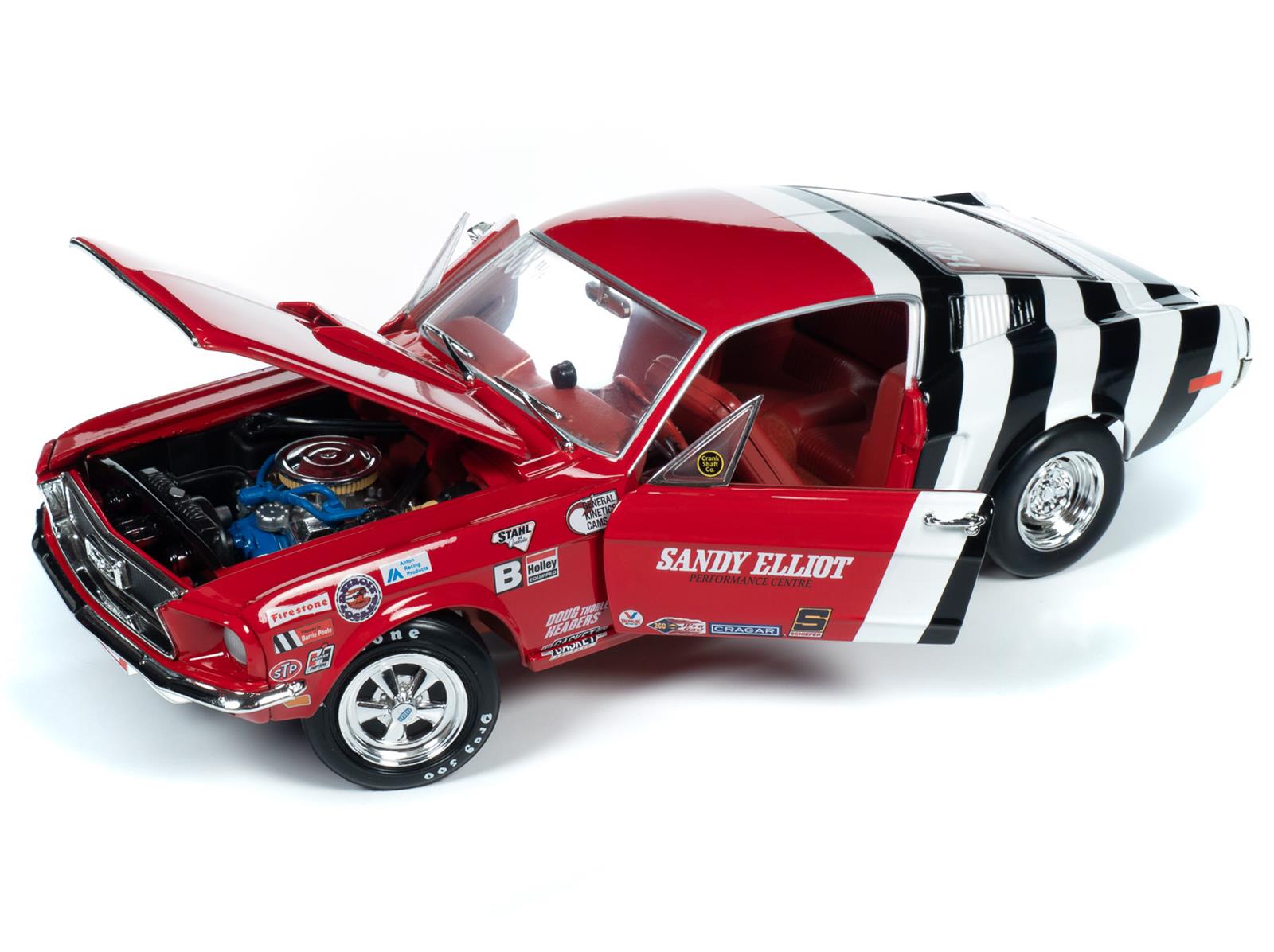 AUTO WORLD AW259 1:18 Scale Sandy Elliot 1968 Sandy Ford Mustang