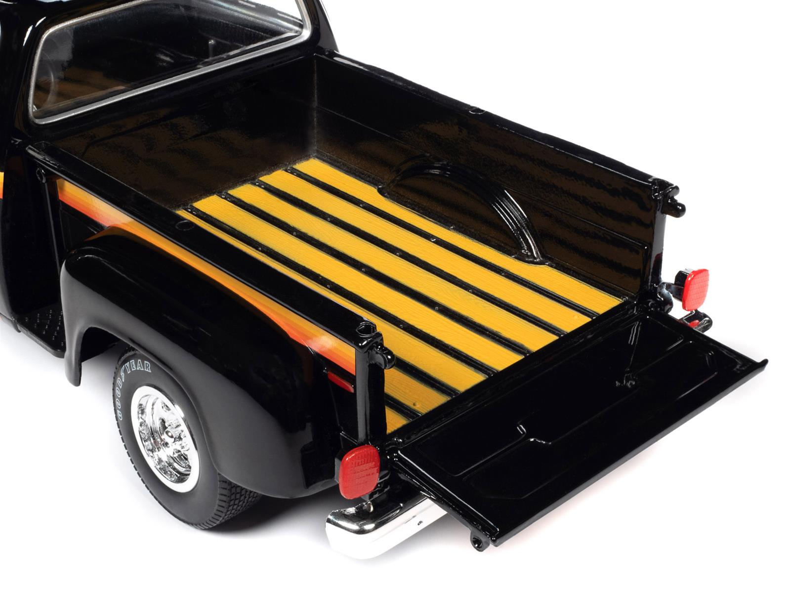 AUTO WORLD AW291 1:18 Scale 1980 Dodge Stepside Pickup Truck