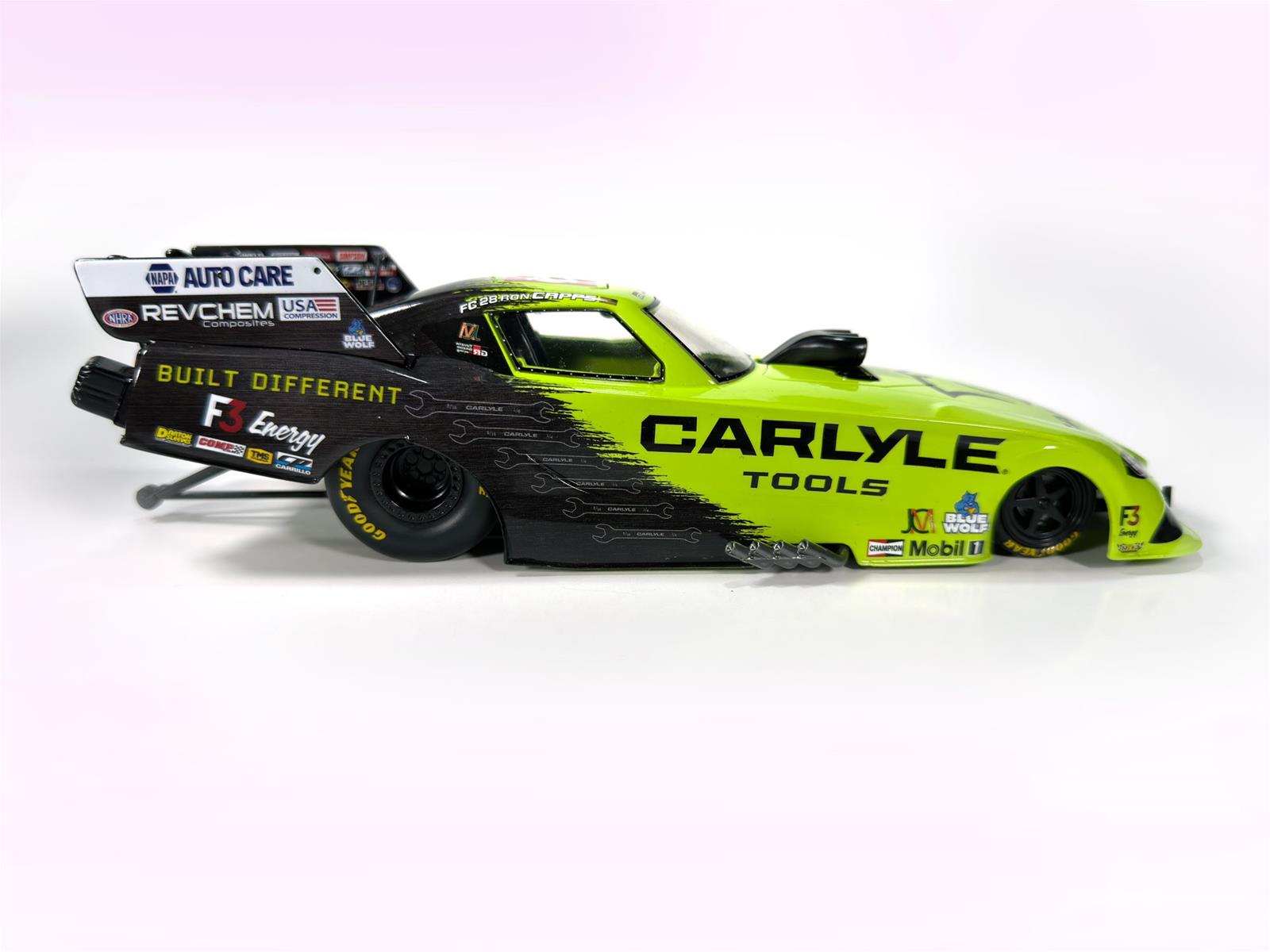 AUTO WORLD AWN050 1:24 Scale 2025 Direct Carlyle Tools Toyota