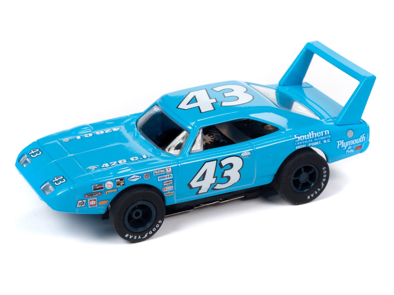 AUTO WORLD SRS349/03 1:64 Scale Winged Warrior Slot Car Set | Summit Racing