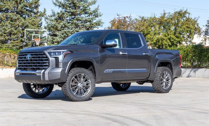 ReadyLift Suspension SST Lift Kits for 2022-2025 TUNDRA - 69-52330 Lift, SST, Front Spacer 3.0 in., Rear Spacer 3.0 in., Toyota, Kit