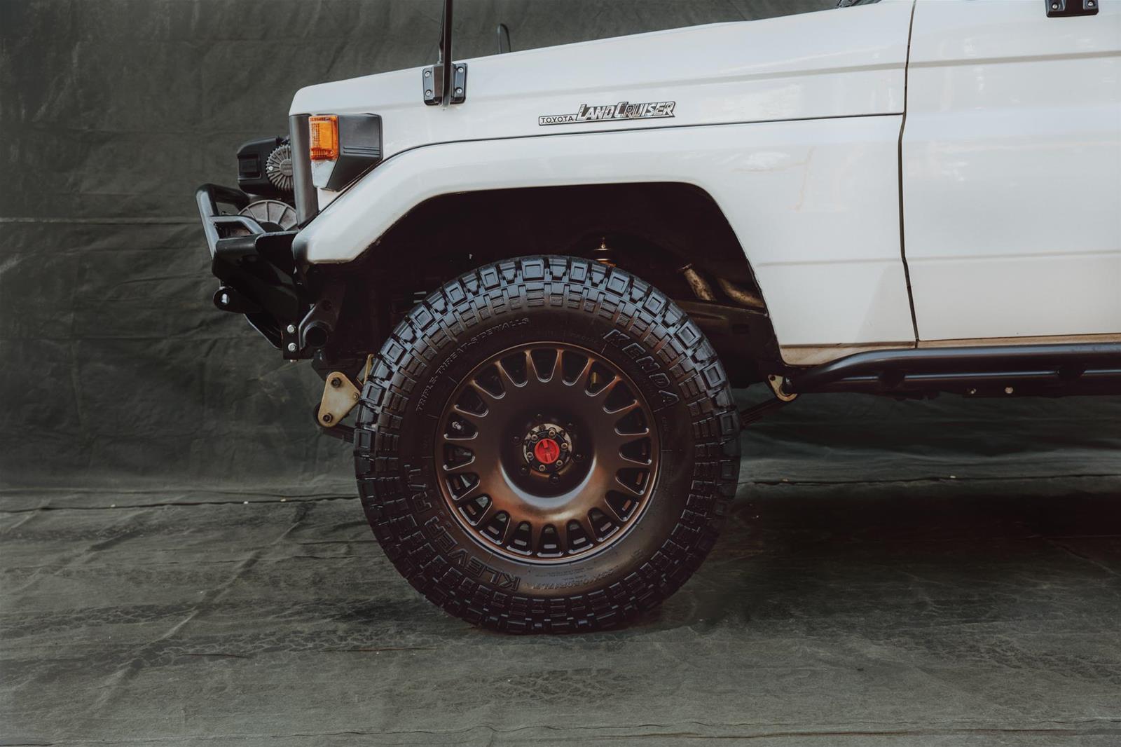Nomad Wheels Co N503CO-57012+15 Nomad Wheels Co 503 Sahara