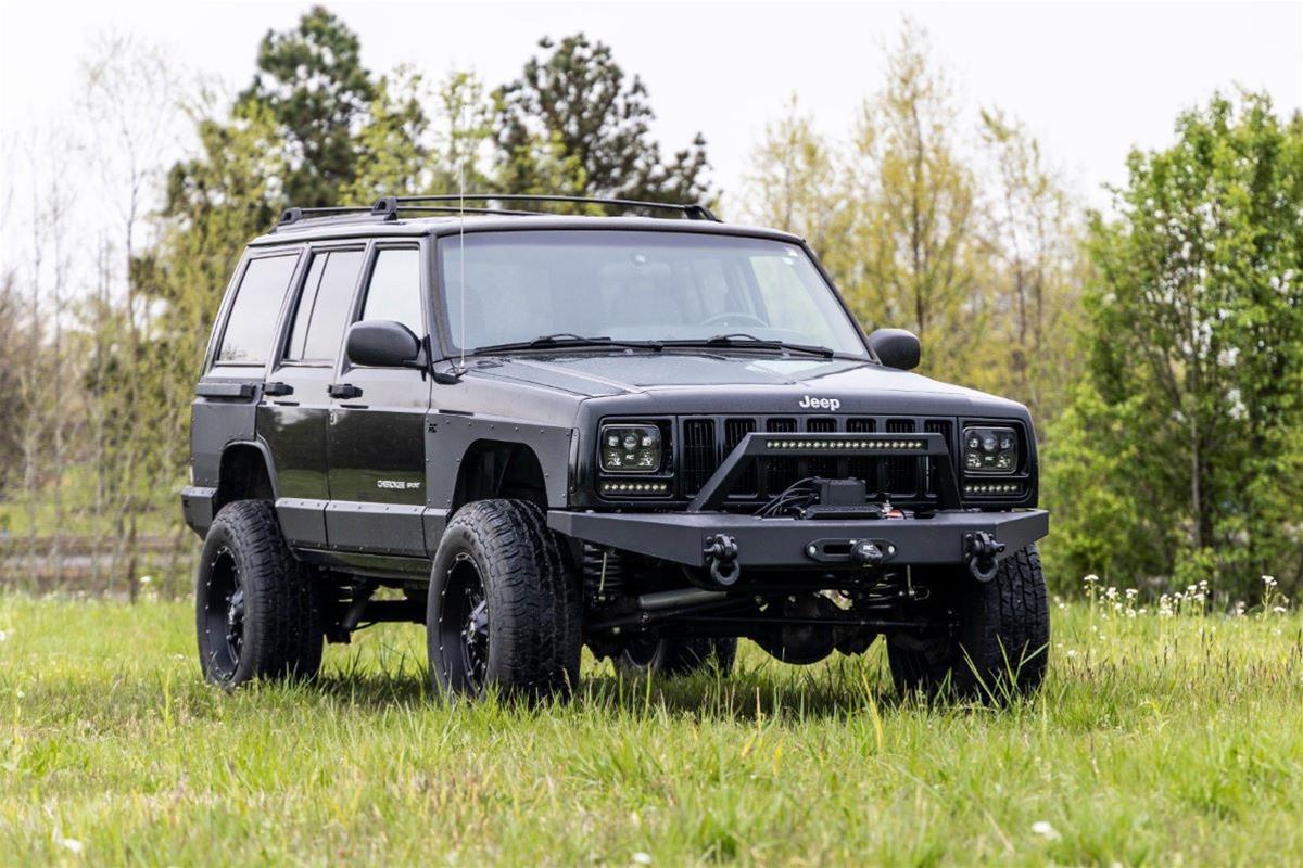 【jeep nkht】 Rough Country 10572 Rough Country Quarter Panel Armor | Summit Racing