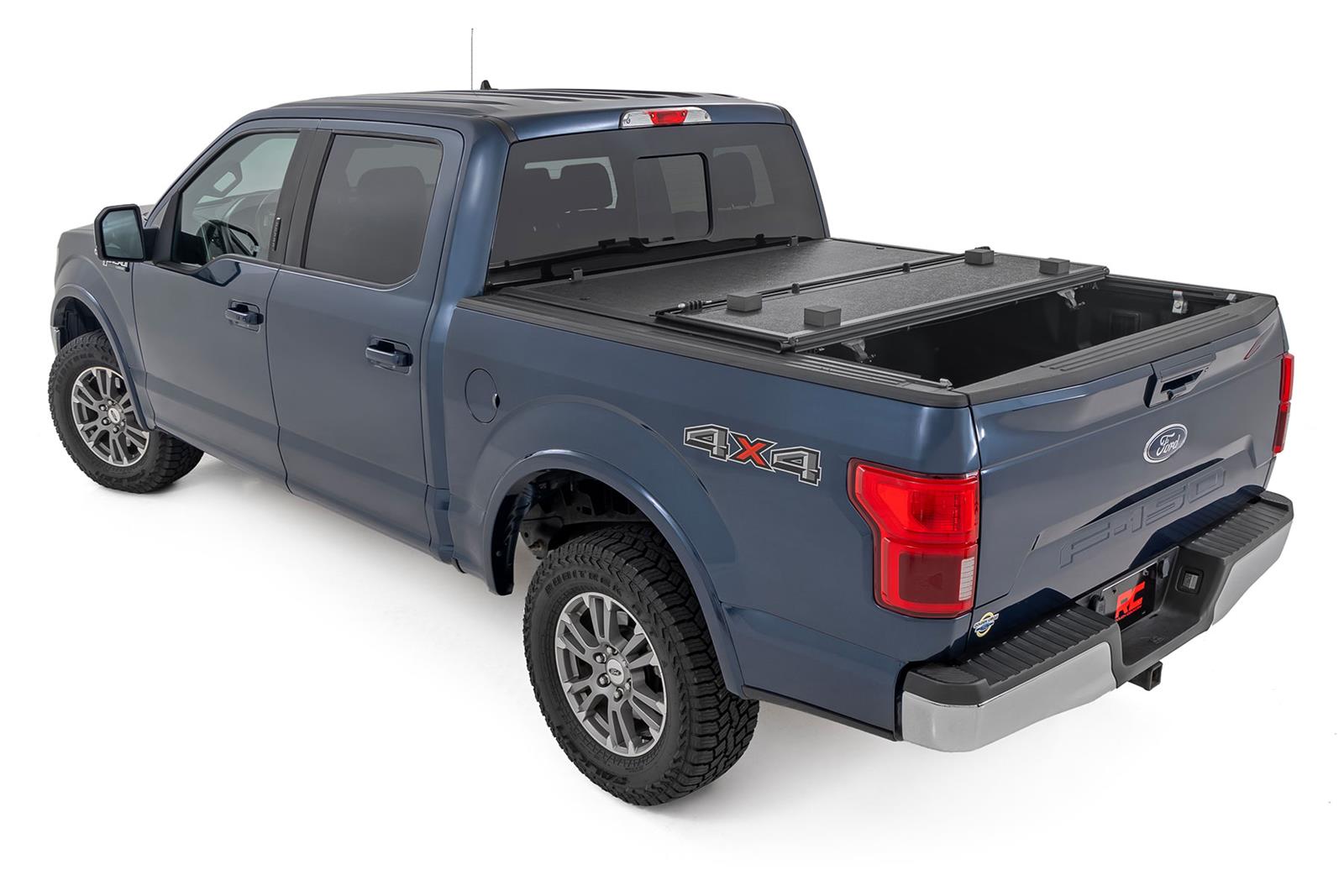 Rough Country 47221550B Rough Country Low-Profile Hard Tonneau