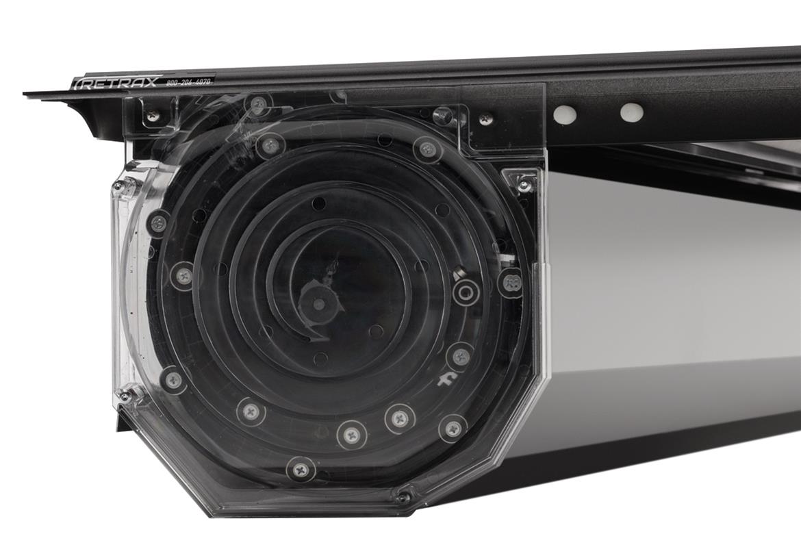 Retrax 04-18 Titan Crew Cab 4-doors(w/ or w/o Utilitrack) RetraxONE XR thumbnail 6