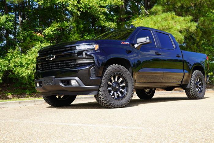 Superlift 2019 Chevy Silv/GMC Sierra 1500 Excludes 19 Trailboss Models 2in Leveling Kit
