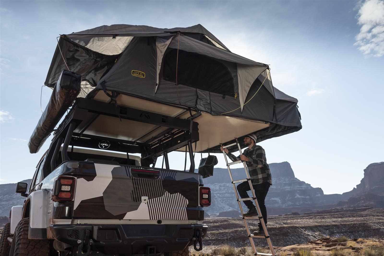 Smittybilt 2683 Smittybilt Overlander Gen 2 Rooftop Tents | Summit Racing