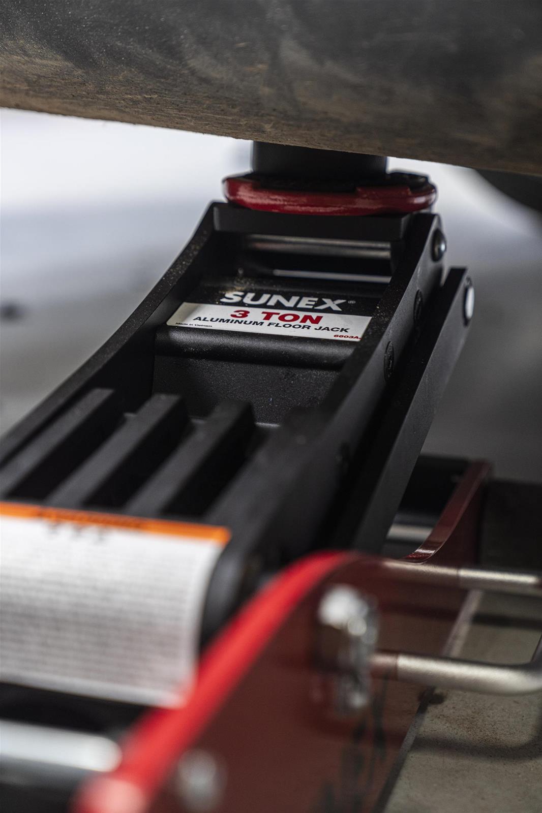 Sunex 6603AJ Sunex Tools 3 Ton Service Floor Jacks | Summit Racing
