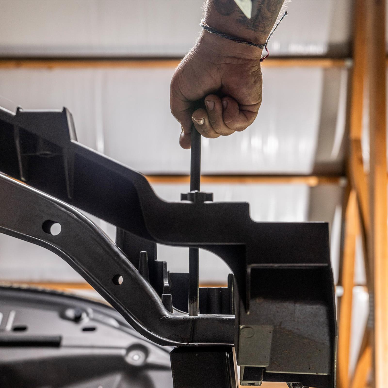 Sunex 9804 Sunex Tools Hook and Point Pry Bars | Summit Racing