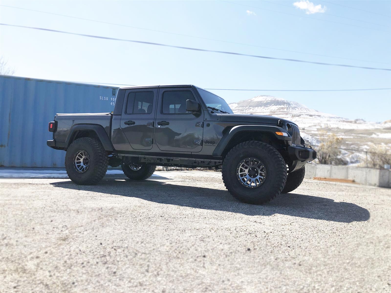 Tuff Country 20-23 Jeep Gladiator 2in Leveling Kit Front w/Front shock extension Brackets 42200 thumbnail 5