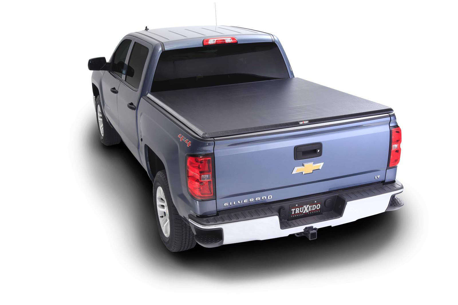Truxedo 04-07 GMC Sierra & Chevrolet Silverado 1500 Classic 5ft 8in TruXport Bed Cover thumbnail 9