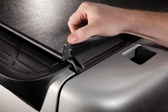 Truxedo 02-13 GM Avalanche 5ft Lo Pro Bed Cover thumbnail 3