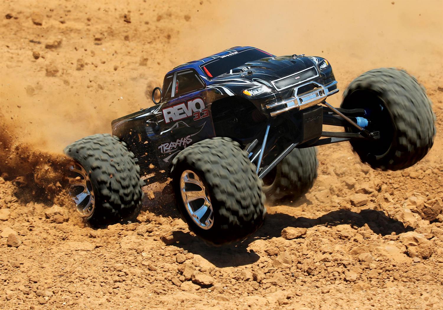 Traxxas 53097-3-BLUE Traxxas Nitro Revo 3.3 Monster Trucks with