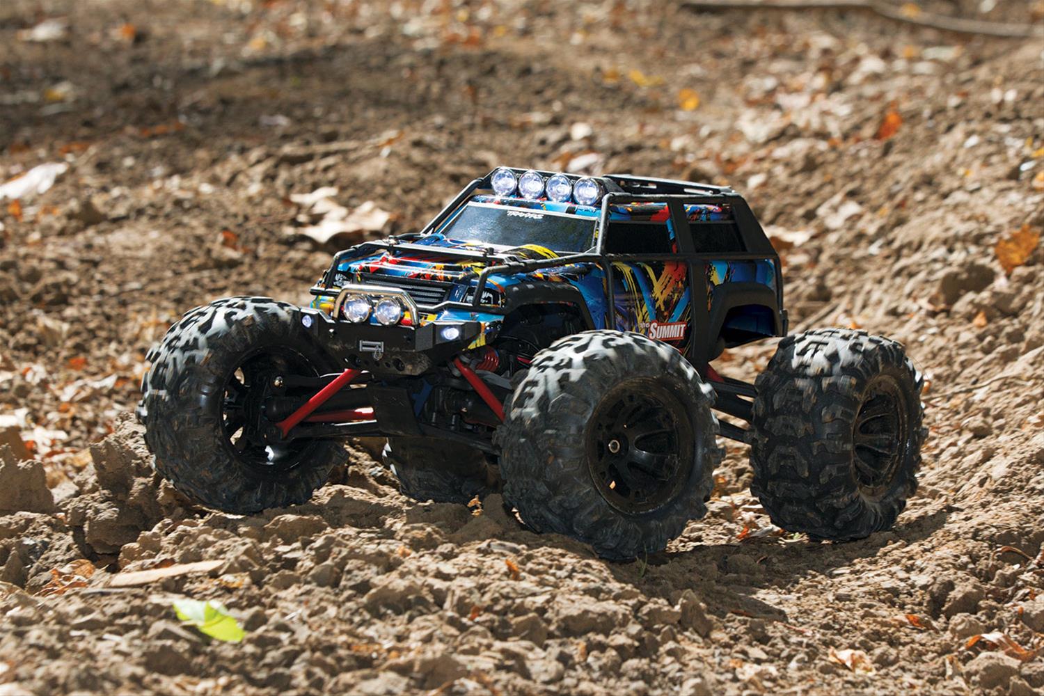 Traxxas 72054-5-RNR Traxxas Summit Extreme Terrain Monster Trucks