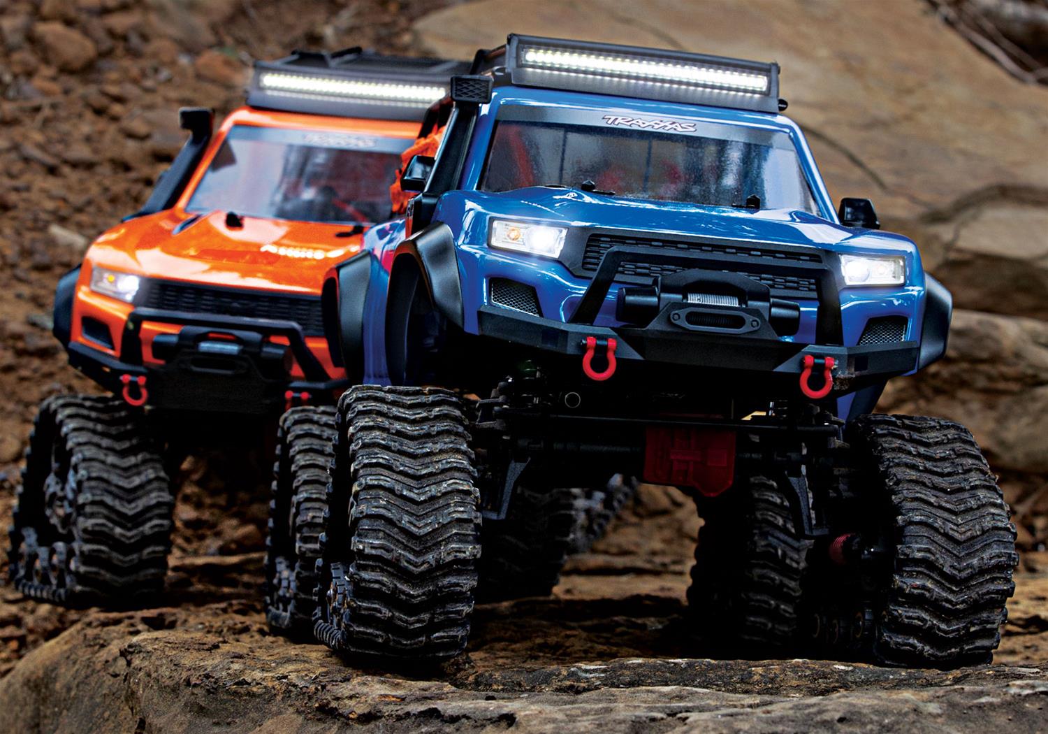 Traxxas 82034-4-BLUE Traxxas TRX-4 Rock Crawlers Equipped with