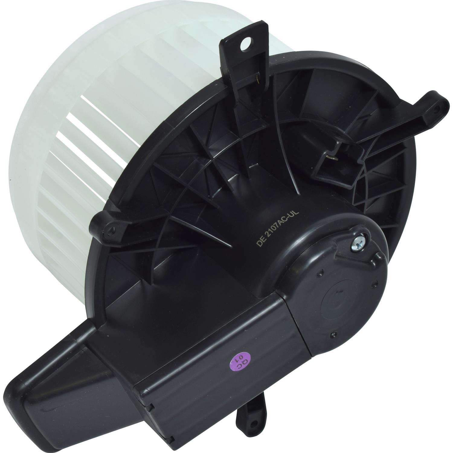 Universal Air Conditioner Inc. BM00180C Universal Air Conditioner