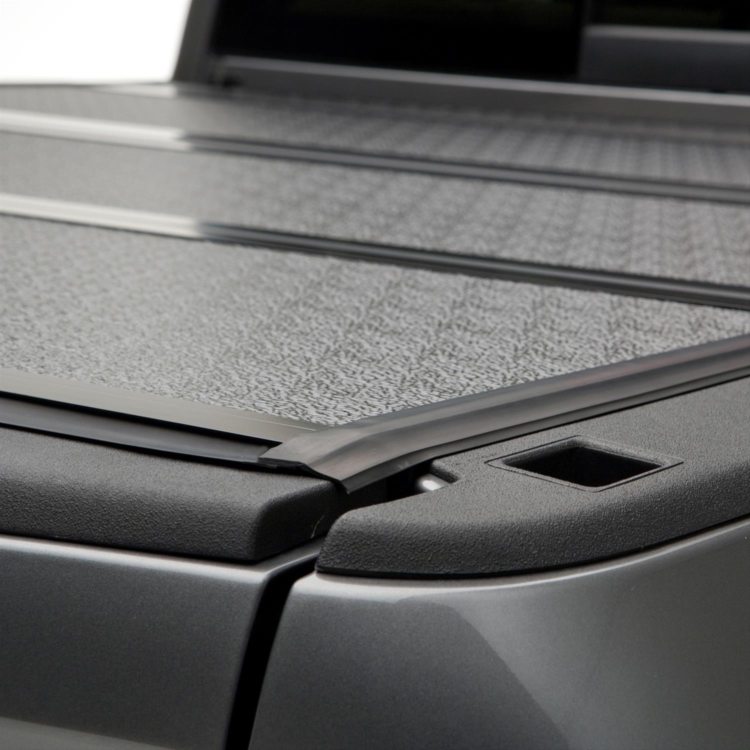 UnderCover 07-13 Chevy Silverado 1500 5.8ft Flex Bed Cover thumbnail 2
