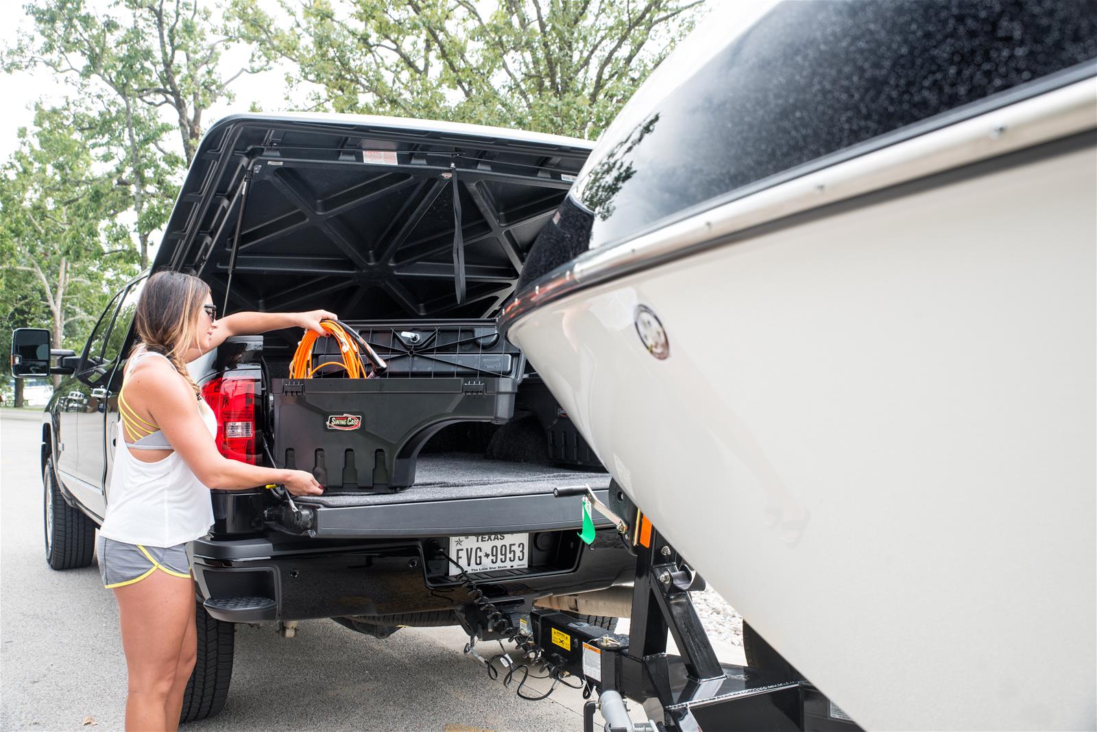 UnderCover SC203D UnderCover SwingCases | Summit Racing