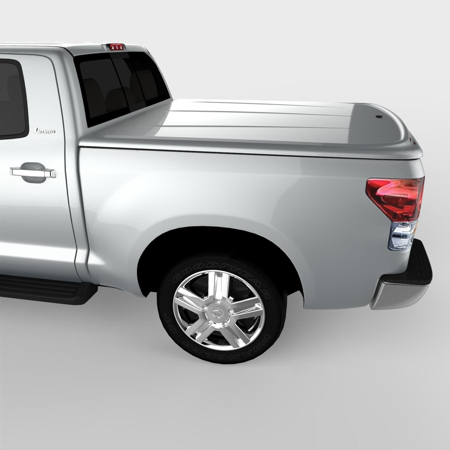 UnderCover 07-13 Toyota Tundra 5.5ft Lux Bed Cover - Silver Sky thumbnail 8