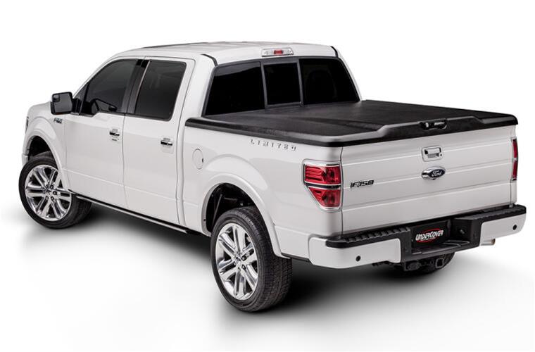UnderCover 2022 Nissan Frontier 5ft Elite Bed Cover - Black Textured thumbnail 6
