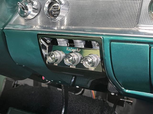 Vintage Air Control Panel Upgrade Kits 473157 CONTROL PANEL KIT 57 CHEVY CHROME thumbnail 4