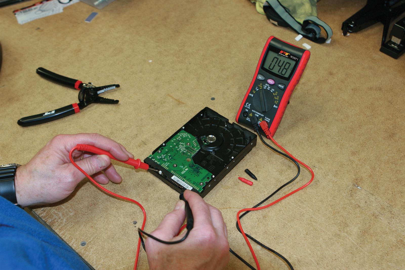 Performance Tool W2971 Performance Tool Digital Multi-Testers | Summit