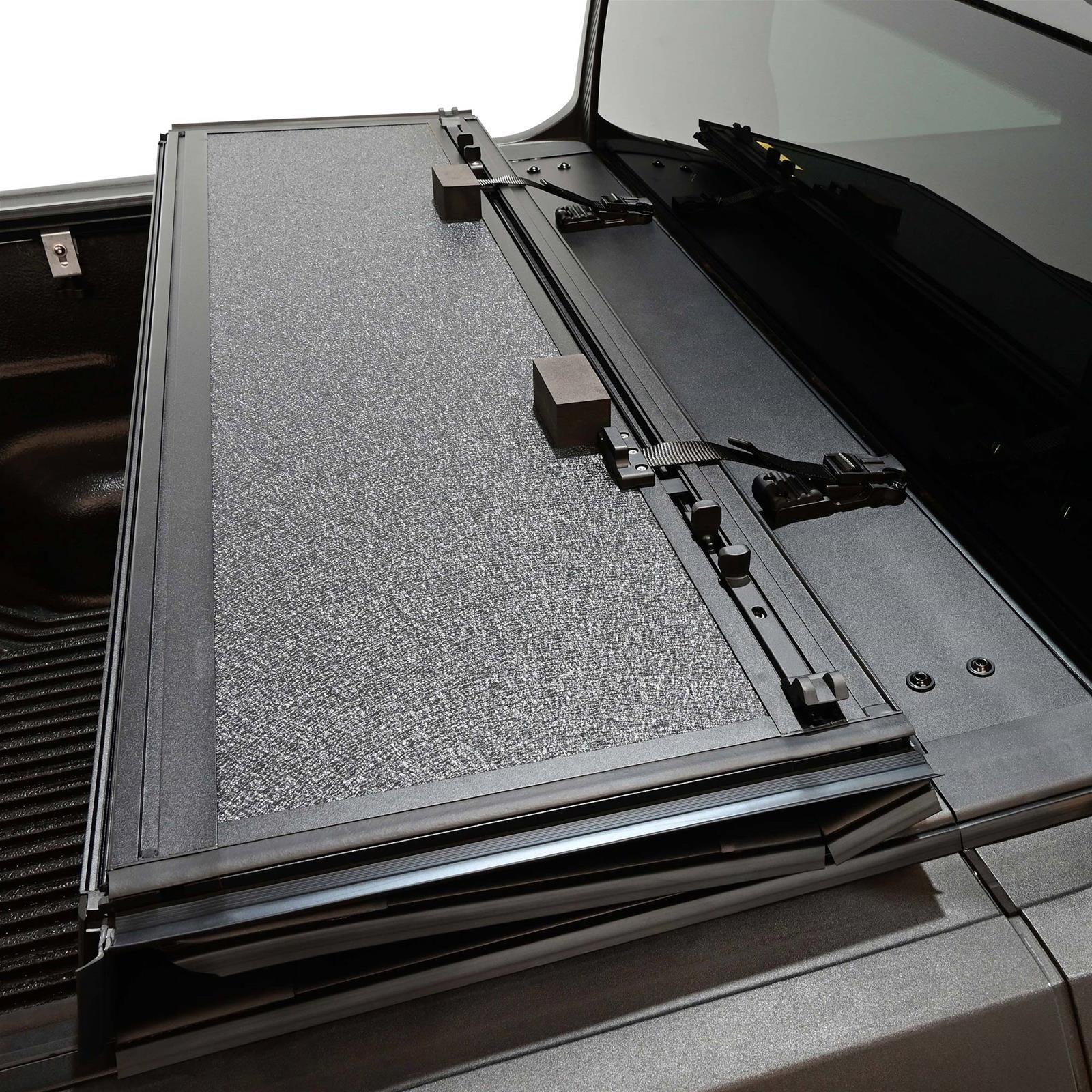 Westin 22-26 Ford Maverick 4WD 4ft. 6in. Bed Hard Tri-Fold Tonneau Cover - Black thumbnail 2