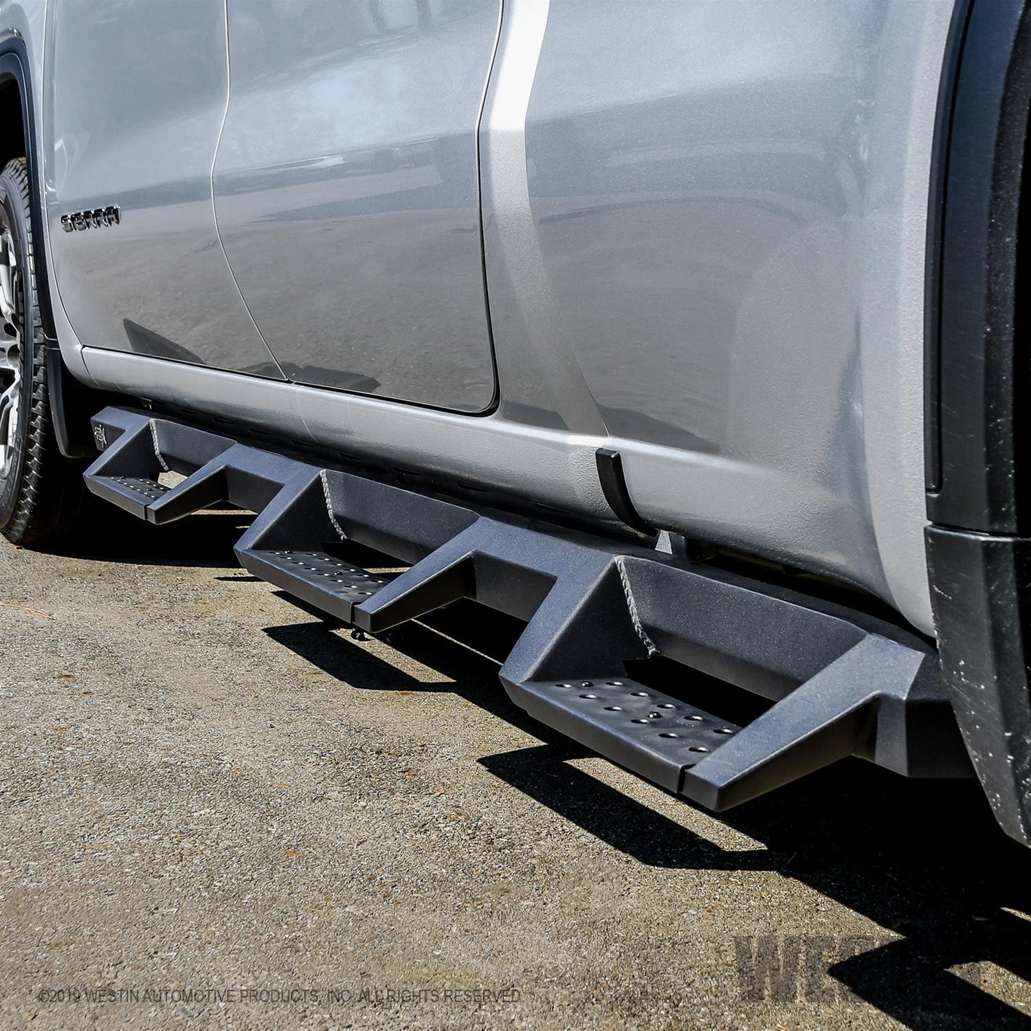 Westin 19-20 GM 1500 DC 6.5ft bed (Excludes LD/Limited) HDX Drop W2W Nerf Step Bars - Textured Black thumbnail 2